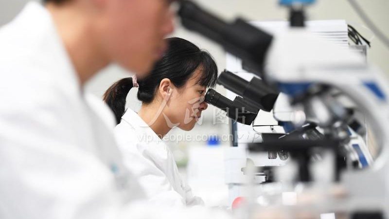 生物科技定制服务：优势与挑战并存
